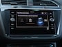Volkswagen Tiguan 1.4 TSI eHybrid R-Line 245 pk DSG | LED Matrix | Stoelverwarming | Keyless | Elektr. Achterklep | Navigatie | Side Assist | Camera | App-Connect
