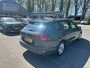 Volkswagen Golf Variant 1.0 eTSI Life Business , automaat , navigatie , pdc voor en achter met camera