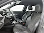 Peugeot e-2008 EV GT First Edition 54 kWh | Automaat | GT pack | Elektrisch bedienbare stoelen | Massage stoel | Camera | Parkeersensoren | Stoelverwarming | LED | Lichtmetalen velgen | Climate control |