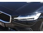 Volvo V60 B3 Automaat Momentum Advantage | Cruise Control | Achteruitrijcamera | Apple Carplay | Android Auto | Standkachel | DAB+ Radio