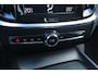Volvo V60 B3 Automaat Momentum Advantage | Cruise Control | Achteruitrijcamera | Apple Carplay | Android Auto | Standkachel | DAB+ Radio