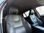 Volvo V60 Cross Country 2.0 D4 Momentum 190pk Automaat / Camera / Leder / Stoelverwarming
