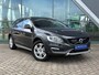 Volvo V60 Cross Country 2.0 D4 Momentum 190pk Automaat / Camera / Leder / Stoelverwarming