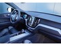 Volvo XC60 B4 2.0-R-Design*Full-LED*ACC*Pano*PDC*VerwarmdStuur*Pine-Grey