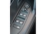 Peugeot 2008 1.2 Hybrid 136 Allure Camera voor en achter, Stoelverwarming, Keyless entry en Trekhaak