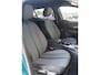 Peugeot 2008 1.2 Hybrid 136 Allure Camera voor en achter, Stoelverwarming, Keyless entry en Trekhaak