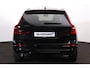Volvo XC60 T6 Recharge AWD Plus Black Edition - Panorama/schuifdak - IntelliSafe Assist & Surround - 360º Camera - Harman/Kardon audio - Adaptieve LED koplampen - Verwarmde voorstoelen, stuur & achterbank - Parkeersensoren voor & achter - Elektr. bedienb. voorstoelen met geheugen links - Head up display - Draadloze tel. lader - Extra getint glas - 21' LMV