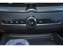 Volvo XC60 T6 Recharge AWD Plus Black Edition - Panorama/schuifdak - IntelliSafe Assist & Surround - 360º Camera - Harman/Kardon audio - Adaptieve LED koplampen - Verwarmde voorstoelen, stuur & achterbank - Parkeersensoren voor & achter - Elektr. bedienb. voorstoelen met geheugen links - Head up display - Draadloze tel. lader - Extra getint glas - 21' LMV