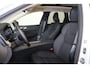 Volvo XC60 T6 Recharge AWD Plus Dark - Panorama/schuifdak - IntelliSafe Assist & Surround  - 360º Camera - Harman/Kardon audio - Verwarmde voorstoelen, stuur & achterbank - Parkeersensoren voor & achter - Elektr. bedienb. voorstoelen met geheugen - Head up display - Draadloze tel. lader - Extra getint glas - 19' LMV