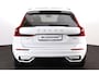 Volvo XC60 T6 Recharge AWD Plus Dark - Panorama/schuifdak - IntelliSafe Assist & Surround  - 360º Camera - Harman/Kardon audio - Verwarmde voorstoelen, stuur & achterbank - Parkeersensoren voor & achter - Elektr. bedienb. voorstoelen met geheugen - Head up display - Draadloze tel. lader - Extra getint glas - 19' LMV