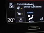 Volvo XC40 T5 262PK Recharge R-Design / Panoramisch Dak / Trekhaak / 360gr Camera / BLIS / Harman Kardon /
