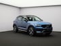 Volvo XC40 T5 262PK Recharge R-Design / Panoramisch Dak / Trekhaak / 360gr Camera / BLIS / Harman Kardon /