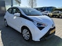 Toyota Aygo PLAY APPLE/ANDROID AIRCO CAMERA EL-RAMEN DAB+ NL-AUTO
