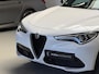 Alfa Romeo Stelvio 2.0 T AWD B-Tech - 20 INCH - PANO - SPORTSTOELEN - H&K