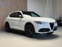 Alfa Romeo Stelvio 2.0 T AWD B-Tech - 20 INCH - PANO - SPORTSTOELEN - H&K