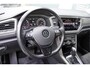 Volkswagen T-Roc 1.5 TSI 150PK! Automaat Style Business BJ2020 Lmv 16" | Led | Pdc | Trekhaak afneembaar | Elek. achterklep | Achteruitrijcamera | App-Connect | Navi | Climate control | Cruise control | Getint glas
