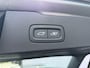 Volvo V60 2.0 B3 Business Pro | Adaptieve Cruise Control | Panoramadak | Trekhaak | Parkeercamera | Apple CarPlay & Android Auto | Dodehoek Detectie |