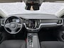 Volvo V60 2.0 B3 Business Pro | Adaptieve Cruise Control | Panoramadak | Trekhaak | Parkeercamera | Apple CarPlay & Android Auto | Dodehoek Detectie |