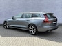 Volvo V60 2.0 B3 Business Pro | Adaptieve Cruise Control | Panoramadak | Trekhaak | Parkeercamera | Apple CarPlay & Android Auto | Dodehoek Detectie |