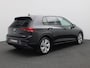 Volkswagen Golf 1.5 eHybrid Life Edition 204PK DSG Trekhaak, Memorystoel, Ergo Active Stoelen, 17" LM Velgen, Keyless, Side Assist, Stoel-Stuurverwarming, Navi via Apple Carplay/Android Auto