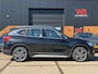 BMW X1 XDrive20i Centennial High Executive Cruise Clima HUD LED Stoelverwarming volledig onderhouden.