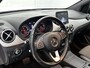 Mercedes-Benz B-klasse 180 Urban Sport Nightpakket | Trekhaak | LED Verlichting | Cruise Controle | Parkeerpakket met Camera | Inclusief 12 Maanden Garantie.