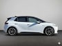 Volkswagen ID.3 First 58 kWh | Cruise | PDC voor en achter | LM Velgen | Navi | Apple Carplay of Android Auto | LED