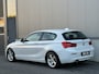 BMW 1-Serie 120i Executive AUT M2017 NAVI PDC SPORTVELGEN LAGE KMSTAND