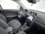 Suzuki Vitara 1.5 Hybrid Style | 17" Velgen | Elek.Inkl.Spiegels | Parkeersensoren | Navigatie