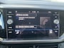Volkswagen T-Cross 1.0 TSI Life DSG Airco Trekhaak cruise controle Digitaal display Apple carplay Navigatiesysteem Achterruitrij camera Stuurwielbediening