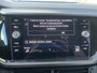 Volkswagen T-Cross 1.0 TSI Life DSG Airco Trekhaak cruise controle Digitaal display Apple carplay Navigatiesysteem Achterruitrij camera Stuurwielbediening