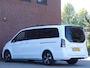 Mercedes-Benz EQV 300 L2 90kWh AMG Dubbel Cabine Luchtvering/Panoramadak/Burmester