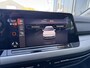 Volkswagen Golf 1.0 TSI 110pk H6 Life Business Virtual Cockpit Massagestoel Navigatie Stoel- Stuurverwarming