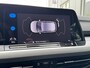 Volkswagen Golf 1.0 TSI 110pk H6 Life Business Virtual Cockpit Massagestoel Navigatie Stoel- Stuurverwarming