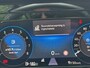 Volkswagen Golf 1.0 TSI 110pk H6 Life Business Virtual Cockpit Massagestoel Navigatie Stoel- Stuurverwarming