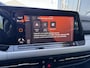 Volkswagen Golf 1.0 TSI 110pk H6 Life Business Virtual Cockpit Massagestoel Navigatie Stoel- Stuurverwarming