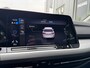 Volkswagen Golf 1.0 TSI 110pk H6 Life Business Virtual Cockpit Massagestoel Navigatie Stoel- Stuurverwarming