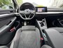 Volkswagen Golf 1.0 TSI 110pk H6 Life Business Virtual Cockpit Massagestoel Navigatie Stoel- Stuurverwarming