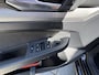 Volkswagen Golf 1.0 TSI 110pk H6 Life Business Virtual Cockpit Massagestoel Navigatie Stoel- Stuurverwarming