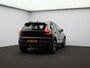 Volvo XC40 2.0 B4 Plus Dark / Trekhaak / Elektr. bed. stoelen / Harman Kardon / Stoel+stuur+achterbankverwarming