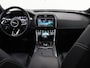 Jaguar XE 2.0 P250 R-Dynamic S | 360 Camera | Apple CarPlay/Android Auto | 14-Wegs elec.verstelbare stoelen | LED | Lederen Interieur | Black Pack | Adaptieve Cruise Control | Stoelverwarming Voor + Achter | Navigatie Pro | DAB |
