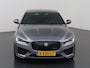Jaguar XE 2.0 P250 R-Dynamic S | 360 Camera | Apple CarPlay/Android Auto | 14-Wegs elec.verstelbare stoelen | LED | Lederen Interieur | Black Pack | Adaptieve Cruise Control | Stoelverwarming Voor + Achter | Navigatie Pro | DAB |