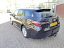 Toyota Corolla Touring Sports 1.8 HYBRID TREKHAAK 4S-BANDEN APPLE/ANDROID CAMERA NAVI AD-CRUISE CLIMA NL-AUTO 16'' LM-VELGEN