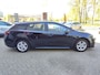 Toyota Corolla Touring Sports 1.8 HYBRID TREKHAAK 4S-BANDEN APPLE/ANDROID CAMERA NAVI AD-CRUISE CLIMA NL-AUTO 16'' LM-VELGEN