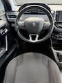 Peugeot 208 1.2 PureTech Allure / Cruise / Navi / Pdc A / Bluetooth