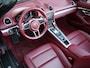 Porsche 718 Boxster 2.0 300 Pk Automaat Navigatie / Leer / Stoelverwarming / 20 inch