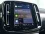 Volvo XC40 B4 Plus Dark | Parkeercamera | Stoel- en Stuurverwarming | Harman Kardon | Trekhaak