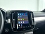 Volvo XC40 B4 Plus Dark | Parkeercamera | Stoel- en Stuurverwarming | Harman Kardon | Trekhaak