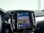 Volvo XC40 B4 Plus Dark | Parkeercamera | Stoel- en Stuurverwarming | Harman Kardon | Trekhaak