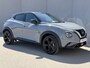 Nissan Juke 1.0 DIG-T Tekna Automaat / Fabrieksgarantie tot 3-2028 / Navigatie / Camera / Adpatieve Cruise / Lederen Bekleding / Stoelverwarming / Stuurwiel Verwarming / 360 Camera / DAB /